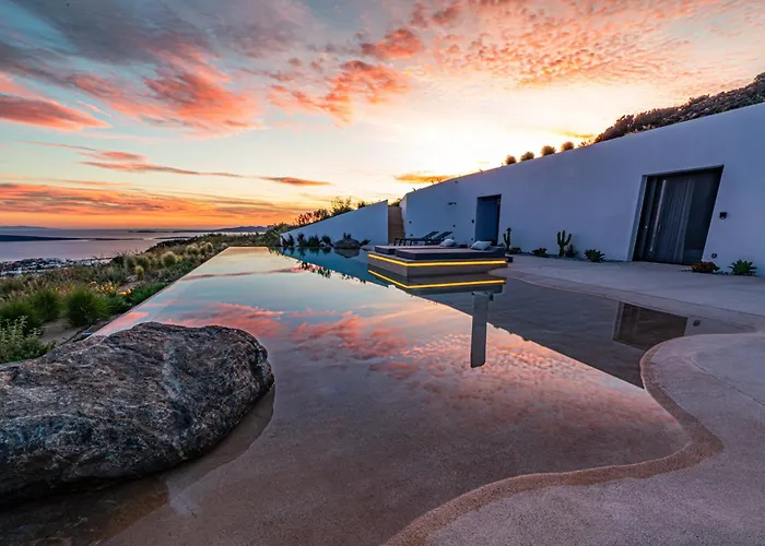 Willa Skylines Estate