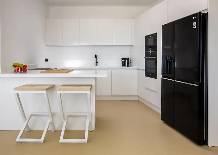 Skylines Estate Willa