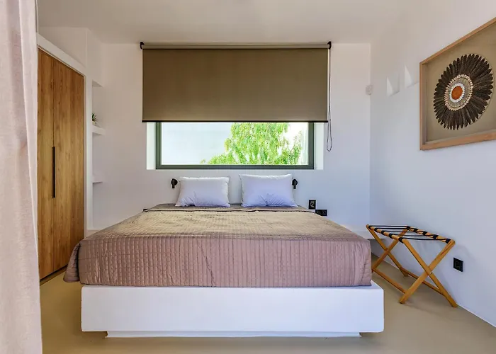 Willa Skylines Estate *