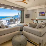 Skylines Estate Villa Parikia (Paros)