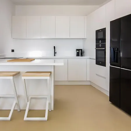 Skylines Estate Paros וילה