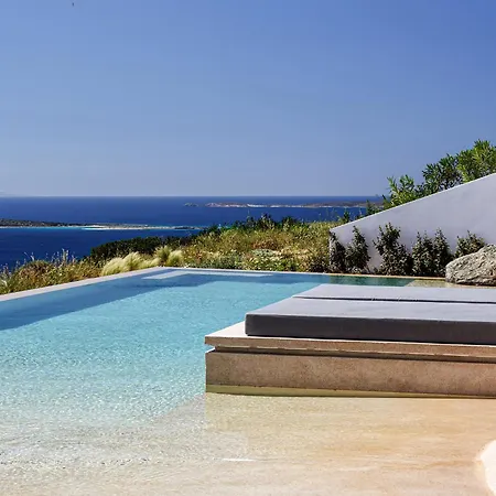 Skylines Estate Paros וילה