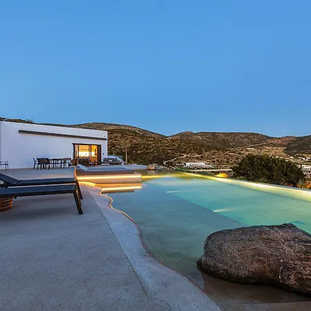 Skylines Estate Páros