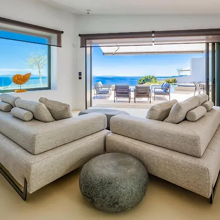 Skylines Estate Paros וילה