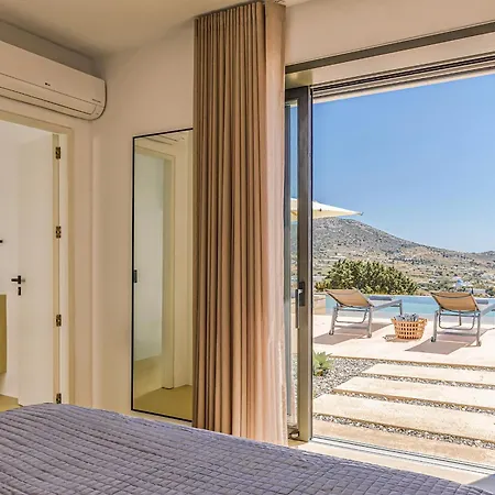 Skylines Estate Paros וילה
