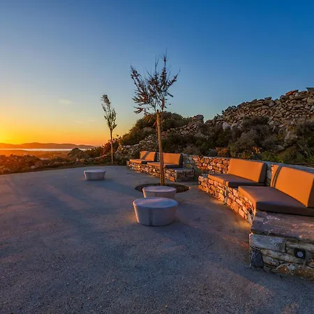 Skylines Estate Paros