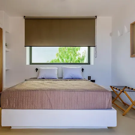 Skylines Estate Páros