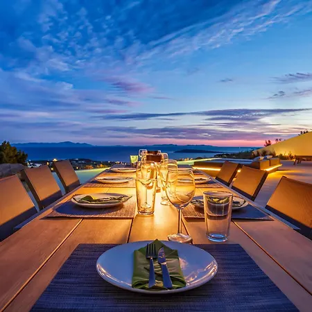 Skylines Estate Paros