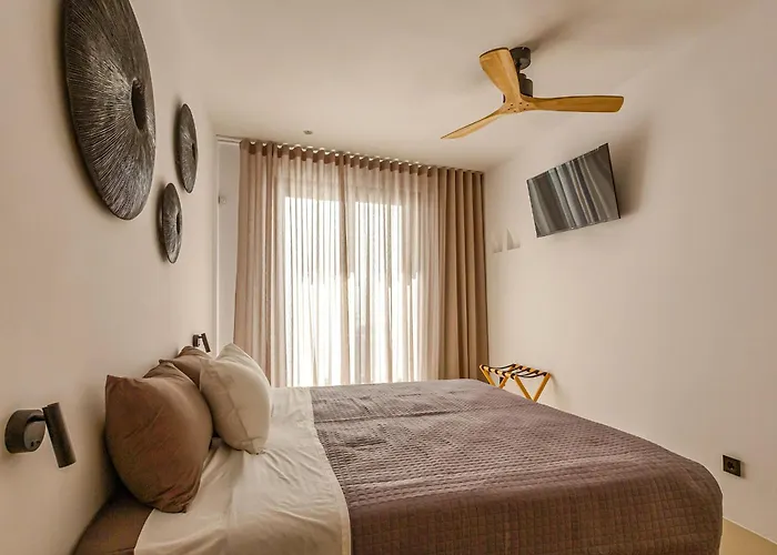 Skylines Estate * Parikia (Paros)