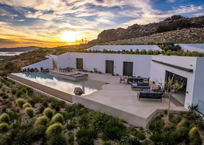 Skylines Estate Villa Parikia (Paros)